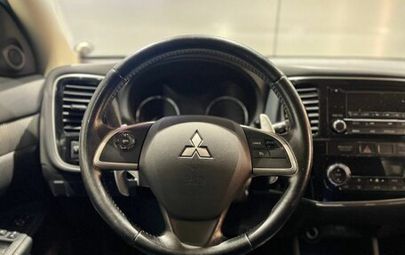 Mitsubishi Outlander III рестайлинг 3, 2012 год, 1 550 000 рублей, 13 фотография