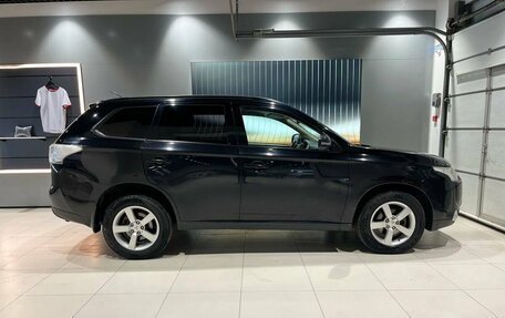 Mitsubishi Outlander III рестайлинг 3, 2012 год, 1 550 000 рублей, 6 фотография