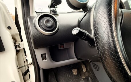 Peugeot 107 I рестайлинг, 2011 год, 600 000 рублей, 18 фотография