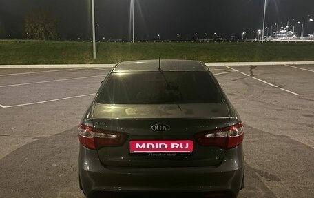 KIA Rio III рестайлинг, 2013 год, 890 000 рублей, 4 фотография