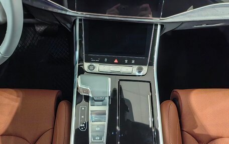 Audi Q7, 2024 год, 15 200 000 рублей, 20 фотография