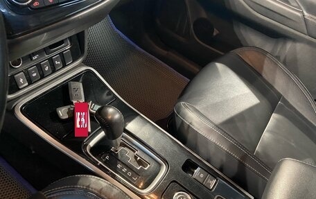 Mitsubishi Outlander III рестайлинг 3, 2019 год, 3 150 000 рублей, 15 фотография