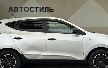 Hyundai ix35 I рестайлинг, 2013 год, 1 049 000 рублей, 4 фотография