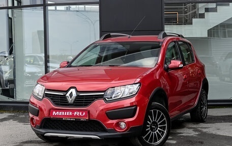 Renault Sandero II рестайлинг, 2017 год, 900 000 рублей, 1 фотография