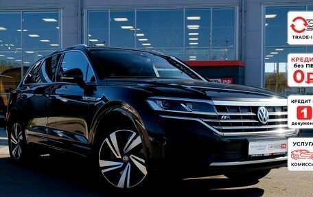 Volkswagen Touareg III, 2018 год, 3 396 400 рублей, 1 фотография