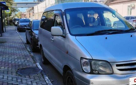 Toyota Town Ace III, 2001 год, 930 000 рублей, 2 фотография
