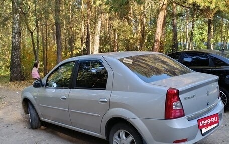 Renault Logan I, 2013 год, 600 000 рублей, 4 фотография