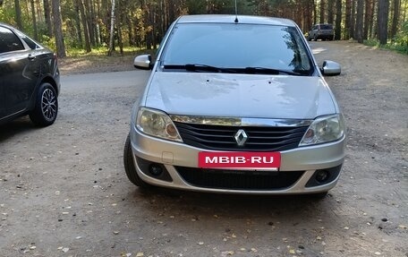 Renault Logan I, 2013 год, 600 000 рублей, 6 фотография
