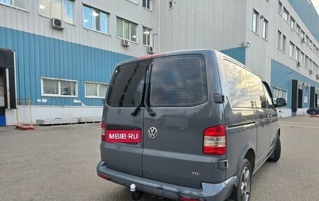 Volkswagen Caravelle T5, 2014 год, 1 700 000 рублей, 4 фотография