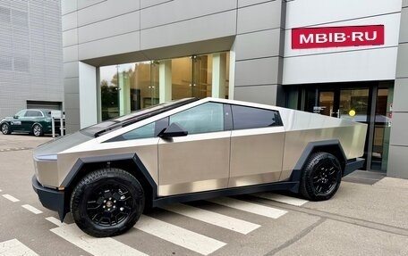 Tesla Cybertruck, 2024 год, 19 990 000 рублей, 3 фотография