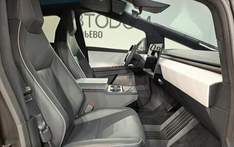 Tesla Cybertruck, 2024 год, 19 990 000 рублей, 15 фотография