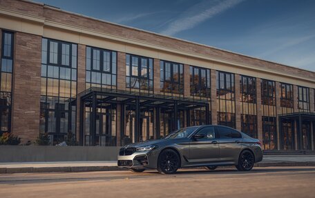 BMW 5 серия, 2019 год, 3 540 000 рублей, 2 фотография