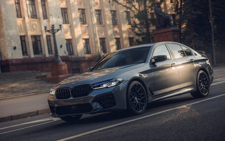 BMW 5 серия, 2019 год, 3 540 000 рублей, 11 фотография