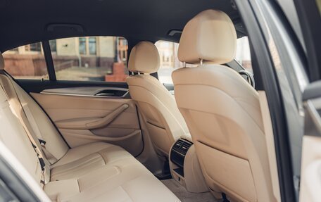 BMW 5 серия, 2019 год, 3 540 000 рублей, 30 фотография