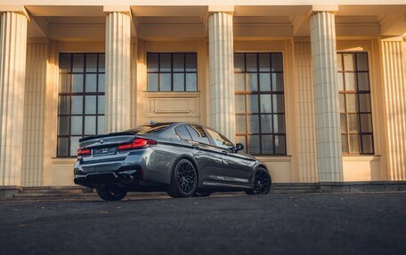 BMW 5 серия, 2019 год, 3 540 000 рублей, 32 фотография
