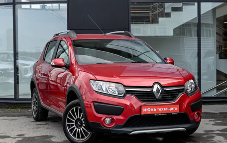 Renault Sandero II рестайлинг, 2017 год, 900 000 рублей, 3 фотография