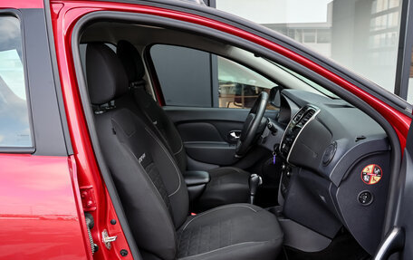 Renault Sandero II рестайлинг, 2017 год, 900 000 рублей, 11 фотография