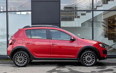 Renault Sandero II рестайлинг, 2017 год, 900 000 рублей, 9 фотография