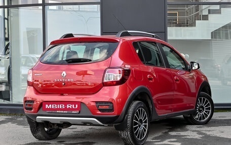 Renault Sandero II рестайлинг, 2017 год, 900 000 рублей, 4 фотография