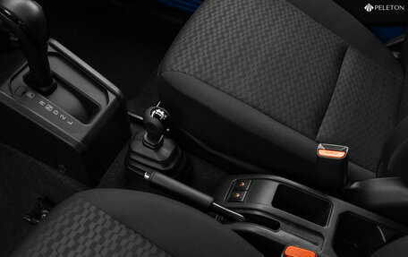 Suzuki Jimny, 2020 год, 2 940 000 рублей, 13 фотография