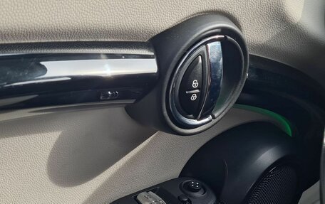 MINI Hatch, 2016 год, 2 000 000 рублей, 21 фотография