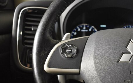 Mitsubishi Outlander III рестайлинг 3, 2013 год, 1 240 000 рублей, 15 фотография