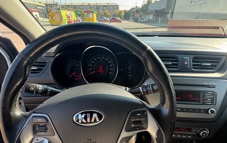 KIA Rio III рестайлинг, 2015 год, 890 000 рублей, 17 фотография
