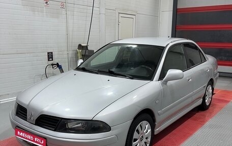 Mitsubishi Carisma I, 2001 год, 375 000 рублей, 1 фотография