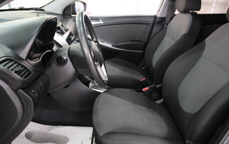 Hyundai Solaris II рестайлинг, 2013 год, 1 029 000 рублей, 8 фотография