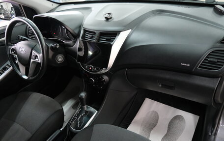 Hyundai Solaris II рестайлинг, 2013 год, 1 029 000 рублей, 20 фотография