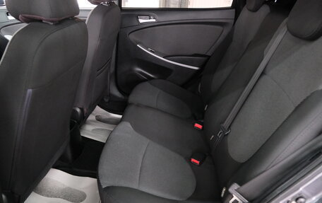 Hyundai Solaris II рестайлинг, 2013 год, 1 029 000 рублей, 23 фотография
