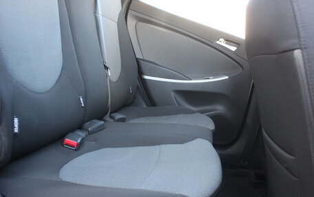 Hyundai Solaris II рестайлинг, 2011 год, 697 000 рублей, 13 фотография