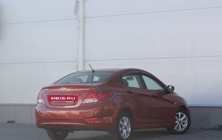 Hyundai Solaris II рестайлинг, 2011 год, 697 000 рублей, 2 фотография