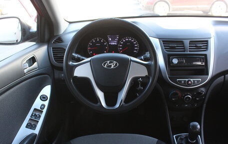 Hyundai Solaris II рестайлинг, 2011 год, 697 000 рублей, 16 фотография