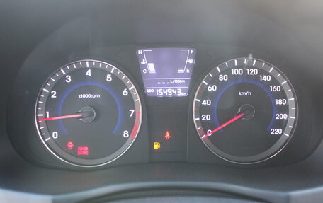 Hyundai Solaris II рестайлинг, 2011 год, 697 000 рублей, 18 фотография