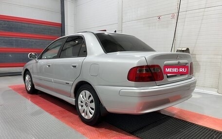 Mitsubishi Carisma I, 2001 год, 375 000 рублей, 3 фотография