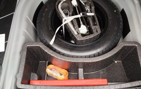 Volkswagen Polo VI (EU Market), 2012 год, 950 000 рублей, 24 фотография