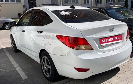 Hyundai Solaris II рестайлинг, 2014 год, 660 000 рублей, 4 фотография