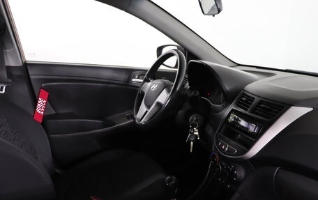 Hyundai Solaris II рестайлинг, 2014 год, 649 990 рублей, 13 фотография