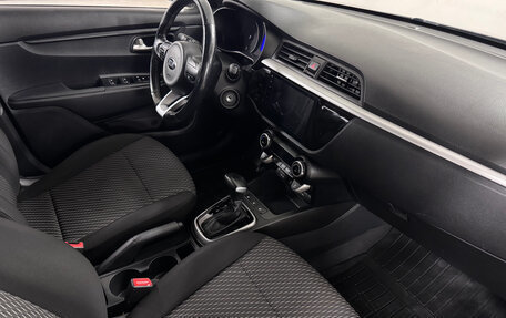 KIA Rio IV, 2018 год, 1 397 000 рублей, 9 фотография