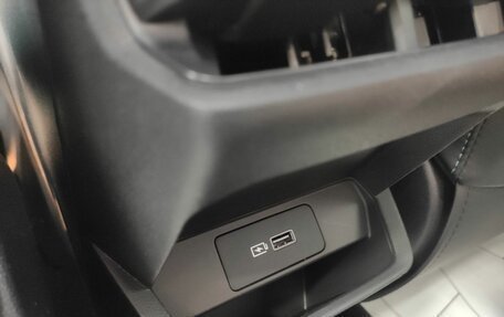 Geely Emgrand, 2024 год, 2 637 351 рублей, 5 фотография