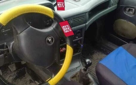Daewoo Nexia I рестайлинг, 1997 год, 100 000 рублей, 4 фотография