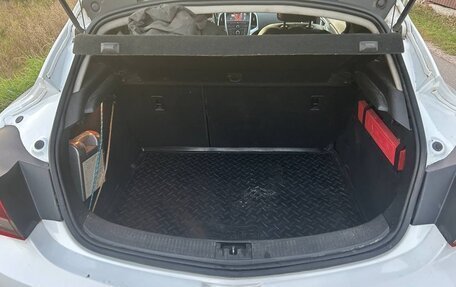 Opel Astra J, 2012 год, 800 000 рублей, 5 фотография