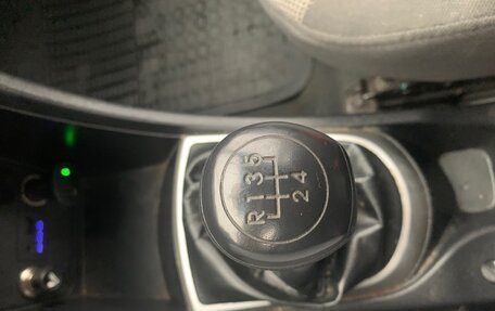 Hyundai Solaris II рестайлинг, 2012 год, 680 000 рублей, 8 фотография