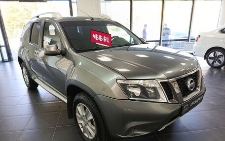 Nissan Terrano III, 2014 год, 998 000 рублей, 3 фотография