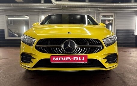 Mercedes-Benz A-Класс, 2019 год, 2 750 000 рублей, 2 фотография