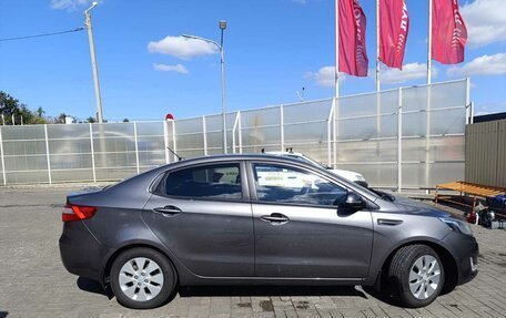 KIA Rio III рестайлинг, 2012 год, 760 000 рублей, 2 фотография