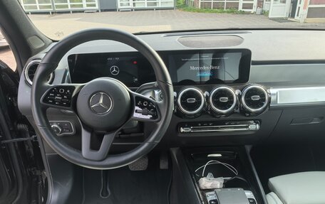 Mercedes-Benz GLB, 2020 год, 3 650 000 рублей, 13 фотография
