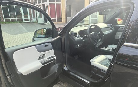 Mercedes-Benz GLB, 2020 год, 3 650 000 рублей, 10 фотография