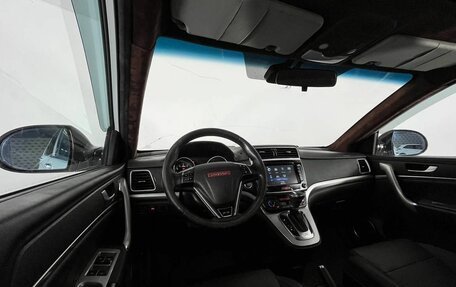 Haval H6, 2016 год, 990 000 рублей, 13 фотография